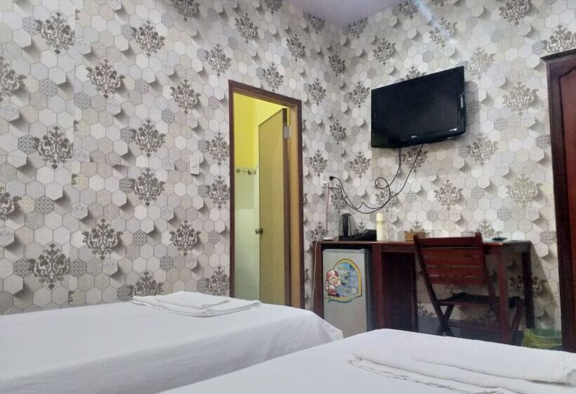 اتاق استاندارد, Hoang Hai Dang 1