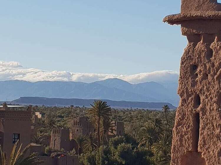 غرفة قياسية رباعية, Gite Kasbah La Palmeraie
