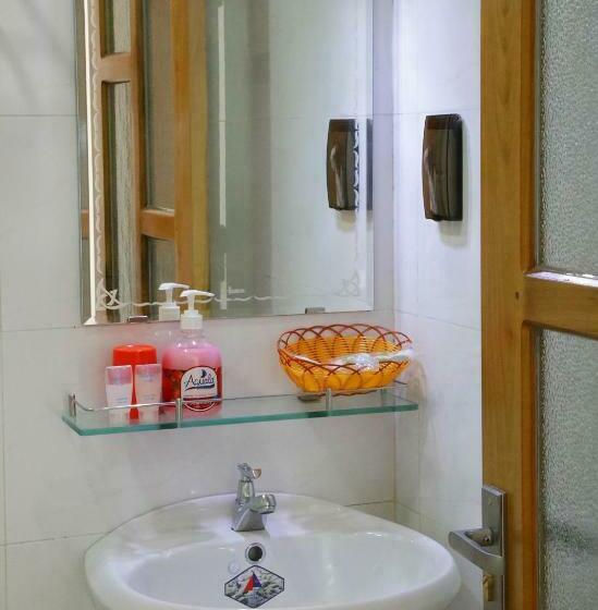 اتاق لوکس با بالکن, Danang Beach 2