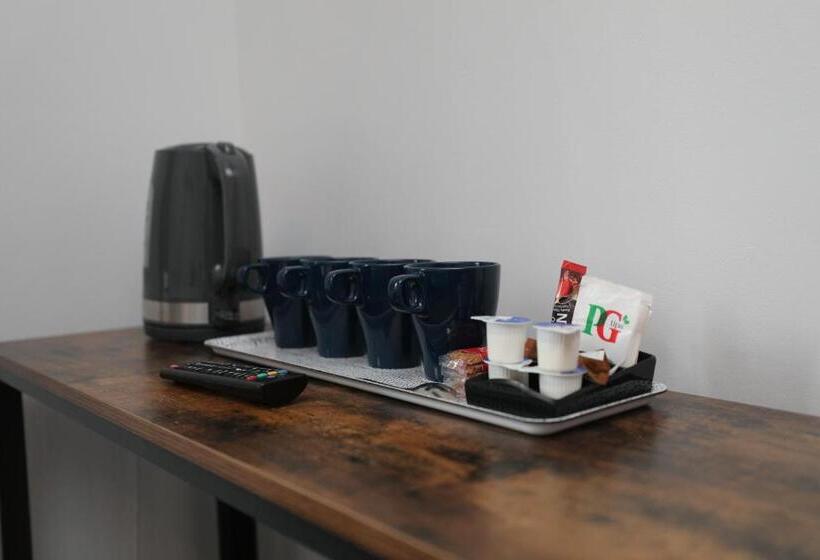 スタンダードシングルルーム, Golders Park