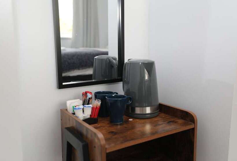 スタンダードシングルルーム, Golders Park