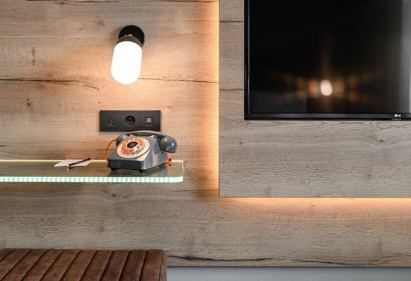 اتاق استاندارد, Moxy Poznań Airport