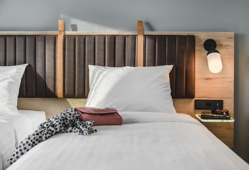 اتاق استاندارد, Moxy Poznań Airport