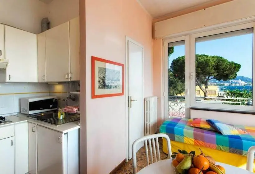 استودیوی استاندارد, Residence Villa Marina Apartments
