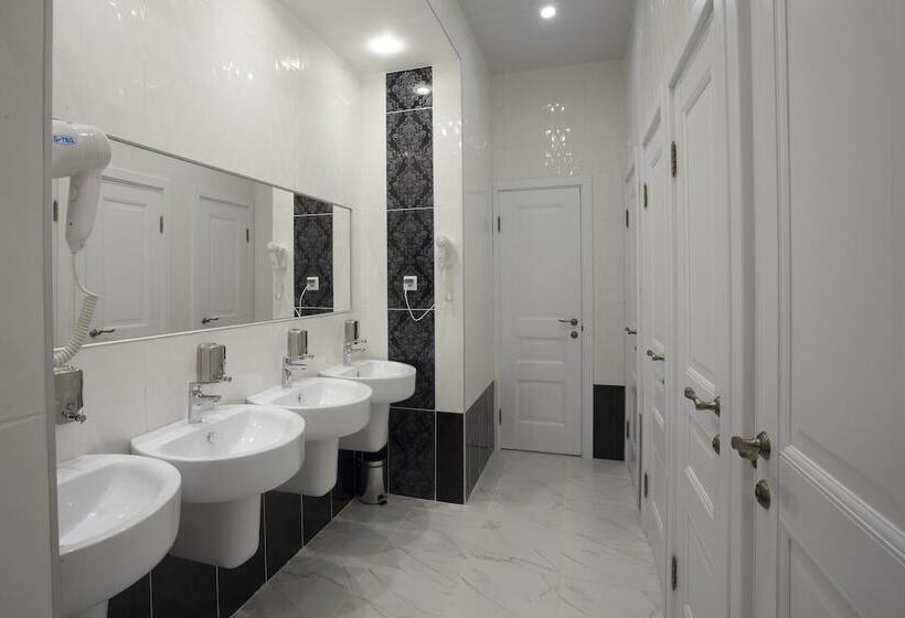 スタンダードシングルルーム, Nevsky Capsule