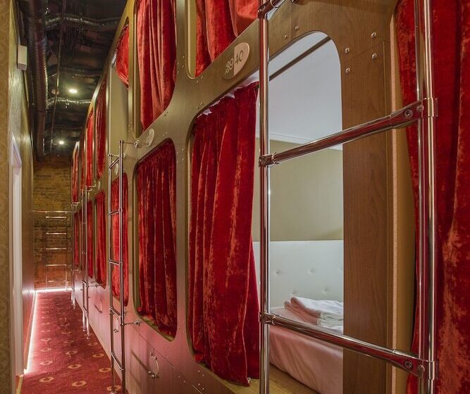 スタンダードシングルルーム, Nevsky Capsule