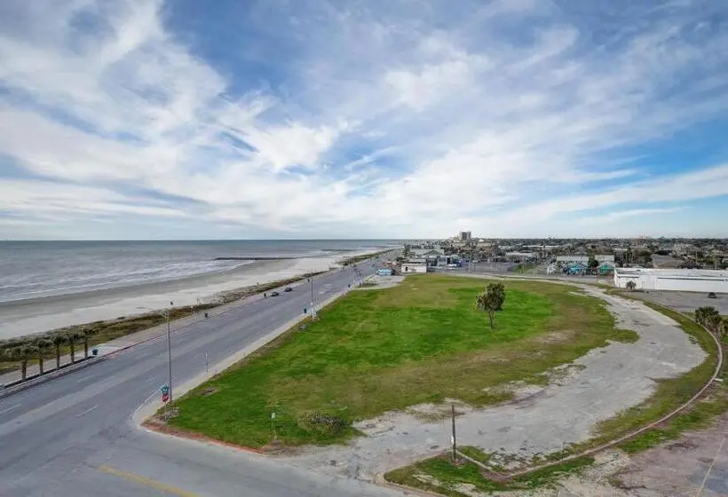 キングサイズベッドのスタンダードルーム, Holiday Inn Express & Suites   Galveston Beach, An Ihg