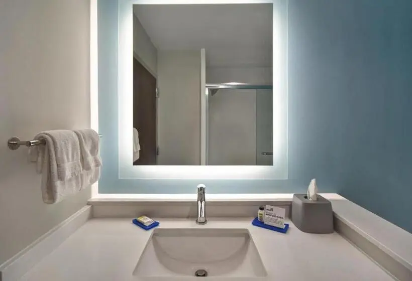 身障者適用スタンダードルーム, Holiday Inn Express & Suites   Galveston Beach, An Ihg