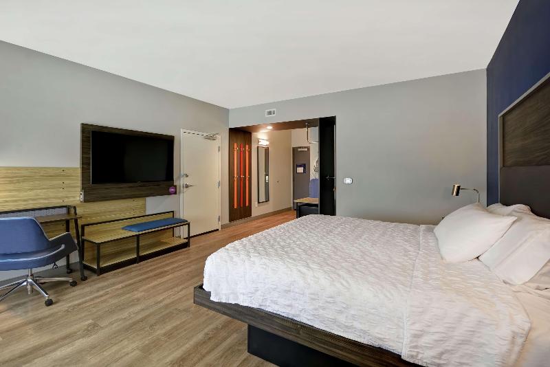 带大床的标准间, Tru By Hilton Winchester