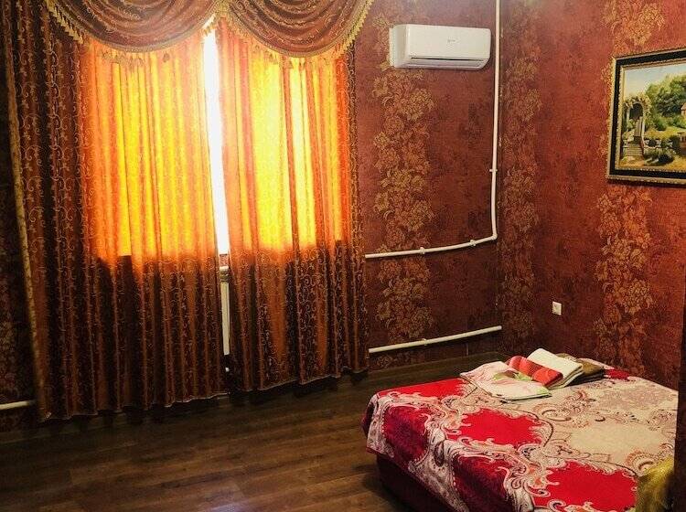 Номер Deluxe, U Iliyasa Inn