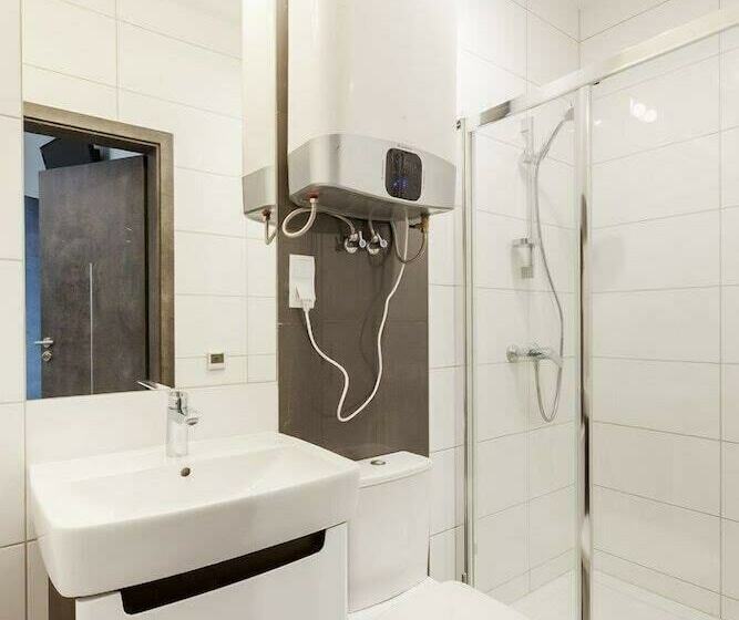 スタンダードルーム, Cinema Hostel