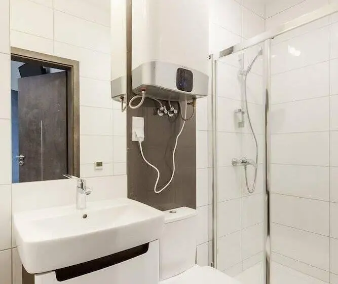 Standard Kolmen Hengen Huone, Cinema Hostel