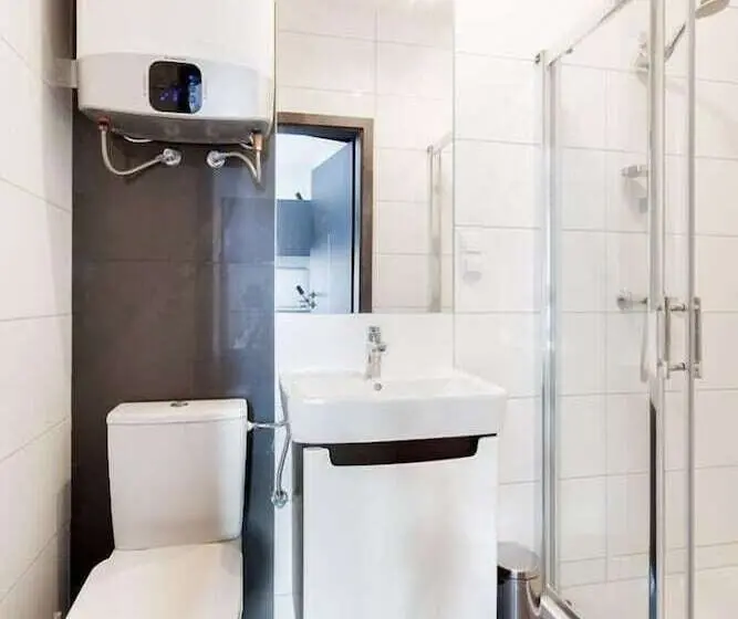 Standard Kolmen Hengen Huone, Cinema Hostel