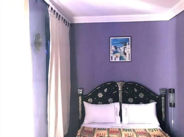 اتاق استاندارد یک نفره, Riad Dar Lfonoun