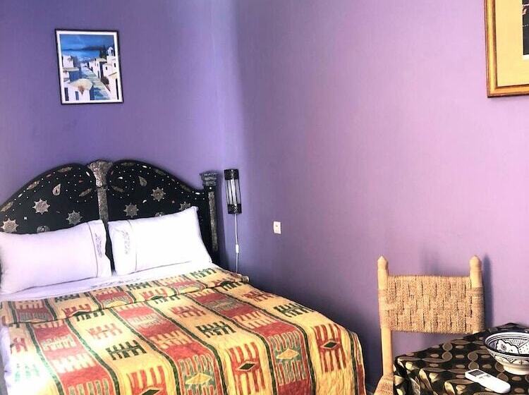 اتاق استاندارد یک نفره, Riad Dar Lfonoun