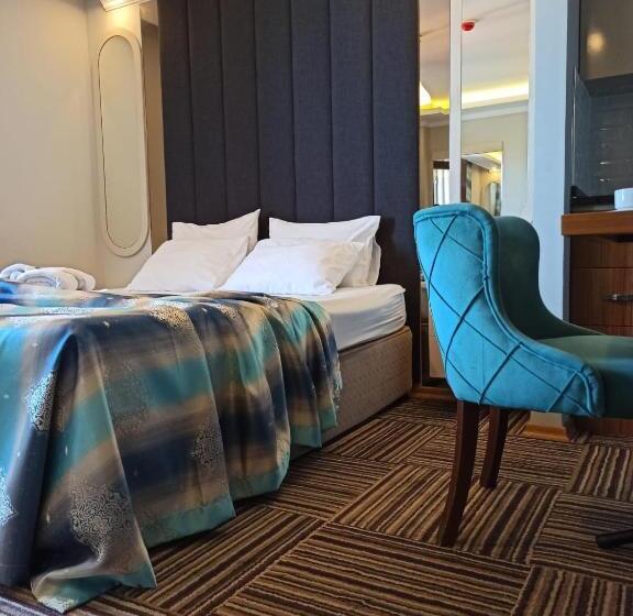 带海景的标准工作室, Alya Suite