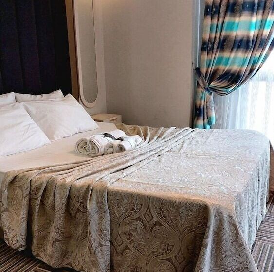 标准间, Alya Suite