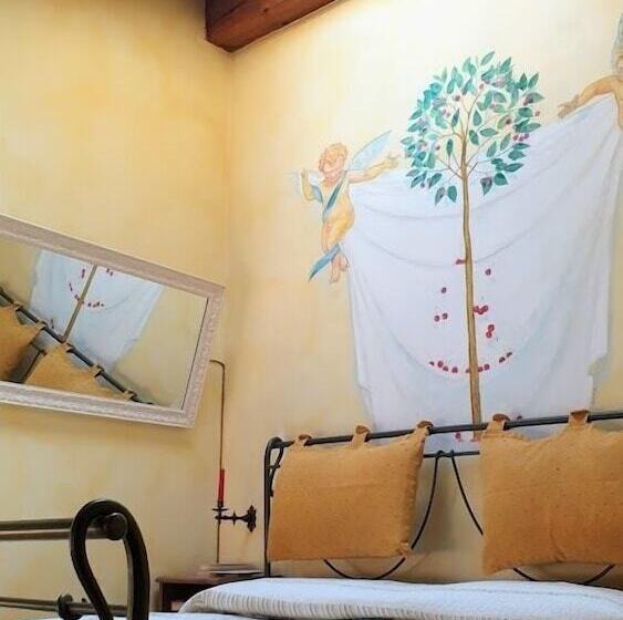 バス共有のスタンダードルーム, The Queen Tower