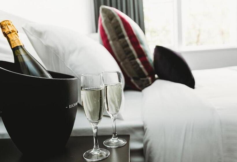 标准间, Coniston Hotel Wollongong