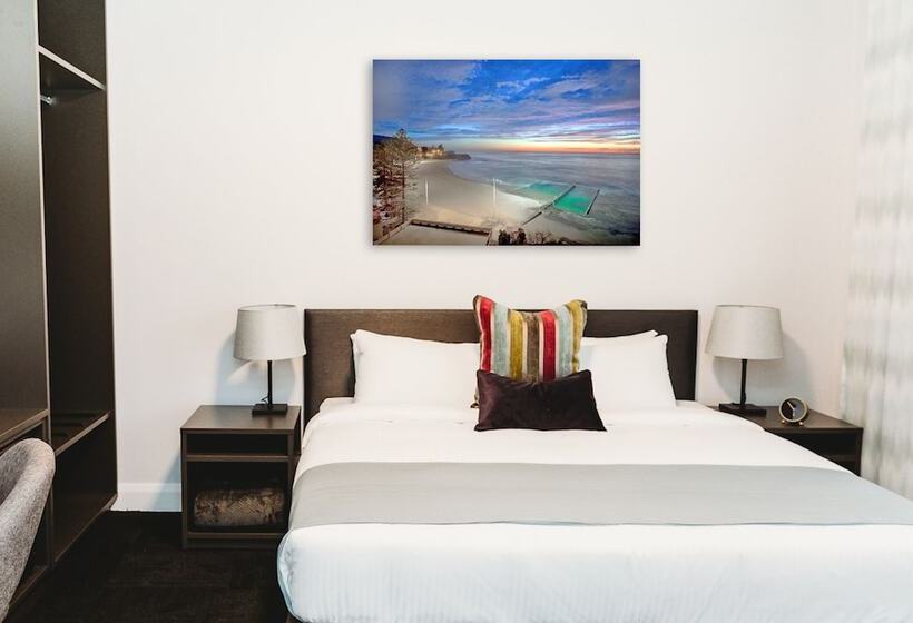 Номер Deluxe с Балконом, Coniston Hotel Wollongong