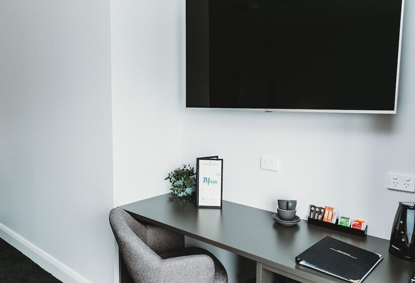 带阳台的豪华间, Coniston Hotel Wollongong