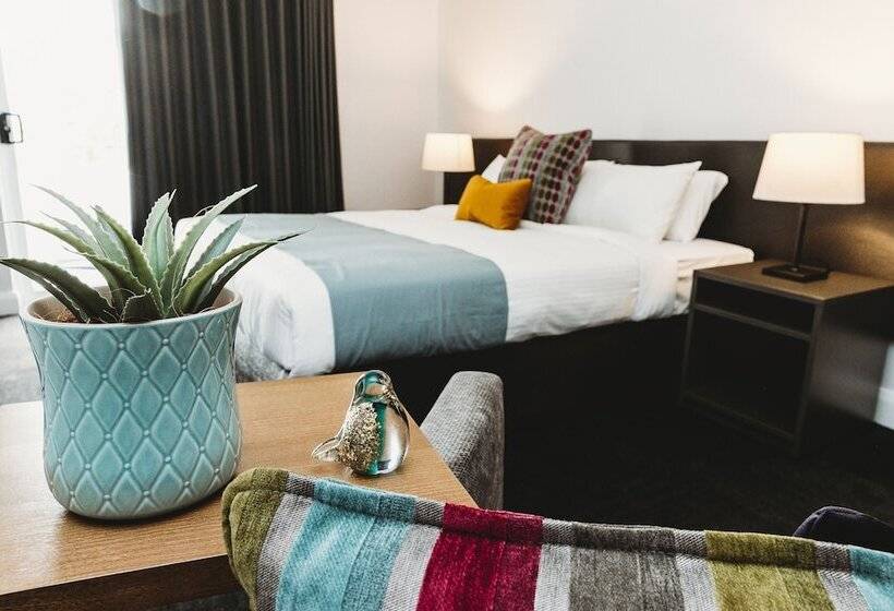 Номер Deluxe с Балконом, Coniston Hotel Wollongong