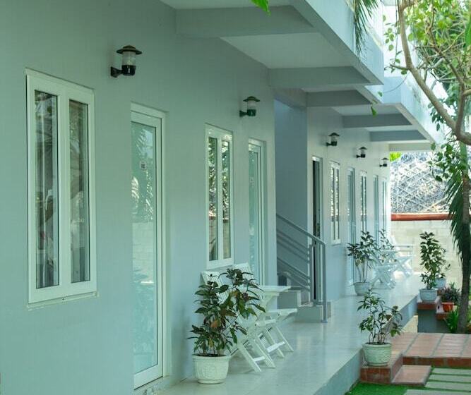 اتاق لوکس چهار تخته, Nu Cuoi Mui Ne Hotel & Restaurant