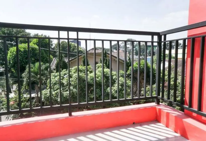 Habitació Estàndard, Reddoorz Plus @ Tlogomas