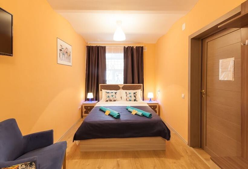 スタンダードルーム, Mini Hotel 12 Stuliev