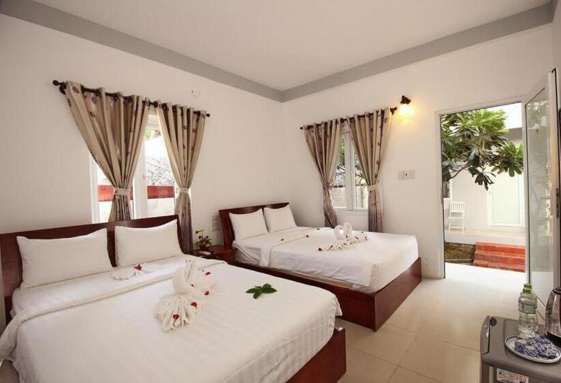اتاق لوکس چهار تخته, Nu Cuoi Mui Ne Hotel & Restaurant