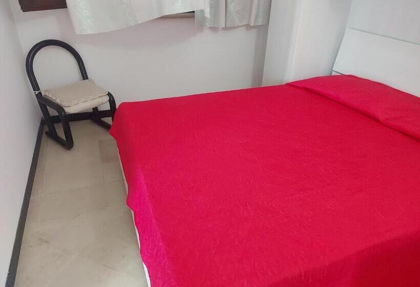 اتاق استاندارد با سرویس بهداشتی مشترک, A Casa Di Franco