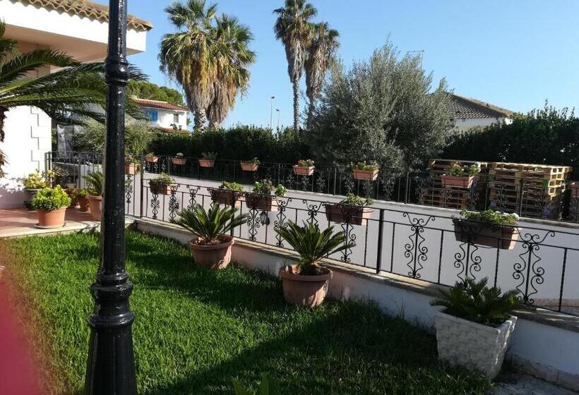 اتاق استاندارد, A Casa Di Franco