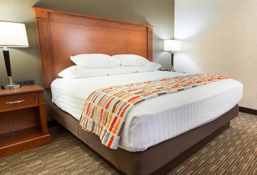 适用于残疾人士的豪华房间, Drury Inn & Suites St. Louis Creve Coeur
