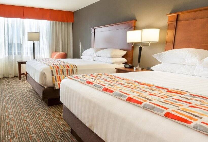 适用于残疾人士的豪华房间, Drury Inn & Suites St. Louis Creve Coeur