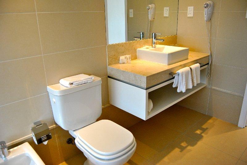 带大床的套房, Drury Inn & Suites St. Louis Creve Coeur