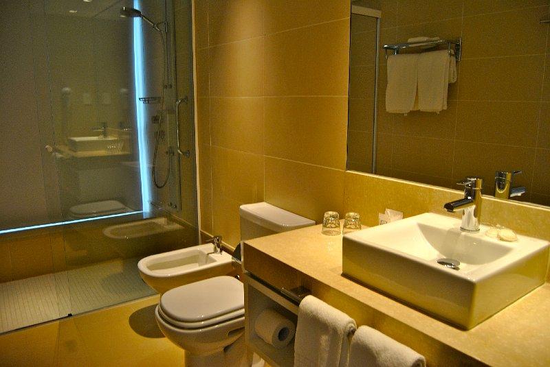 带大床的套房, Drury Inn & Suites St. Louis Creve Coeur