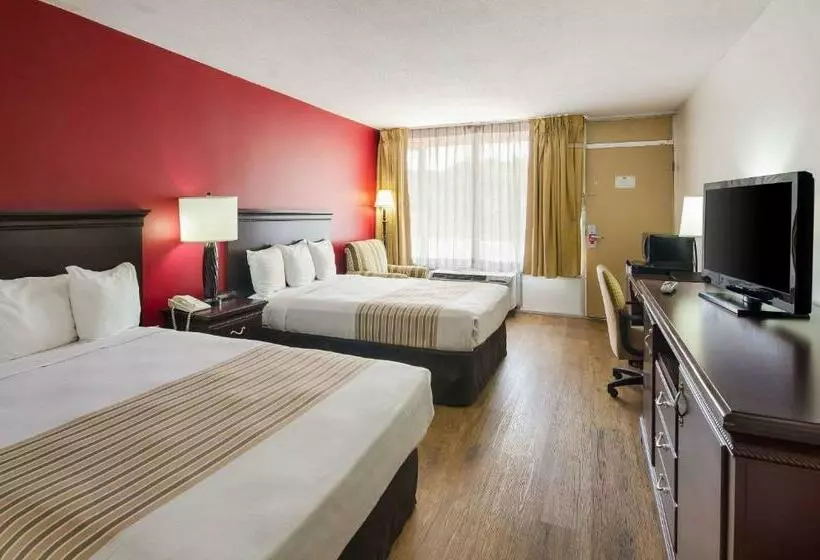 ２ダブルベッドのスタンダードルーム, Econo Lodge Marion I 81