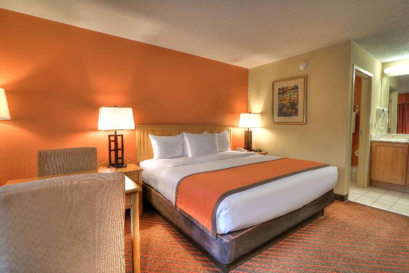 اتاق استاندارد, Econo Lodge Pigeon Forge Riverside