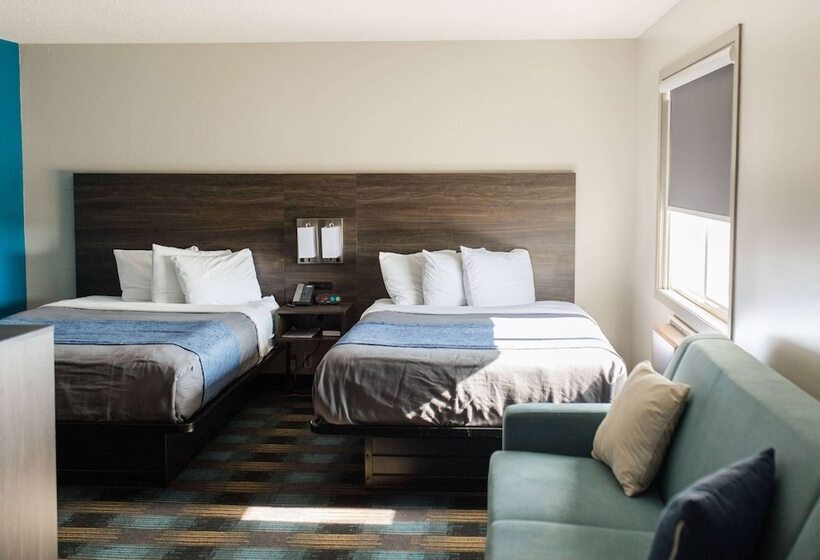 جناح, Travelodge By Wyndham Escanaba