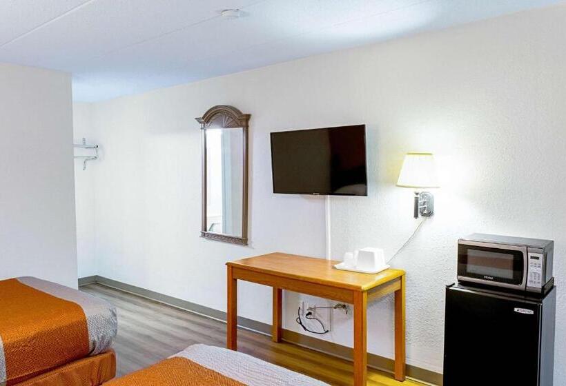 Четырехместный Номер Deluxe, Motel 6 Cincinnati, Oh