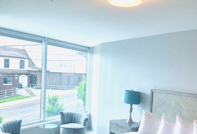 シングルデラックスルーム, Athens Central