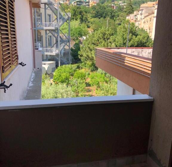 デラックススタジオ, Attico Lady D