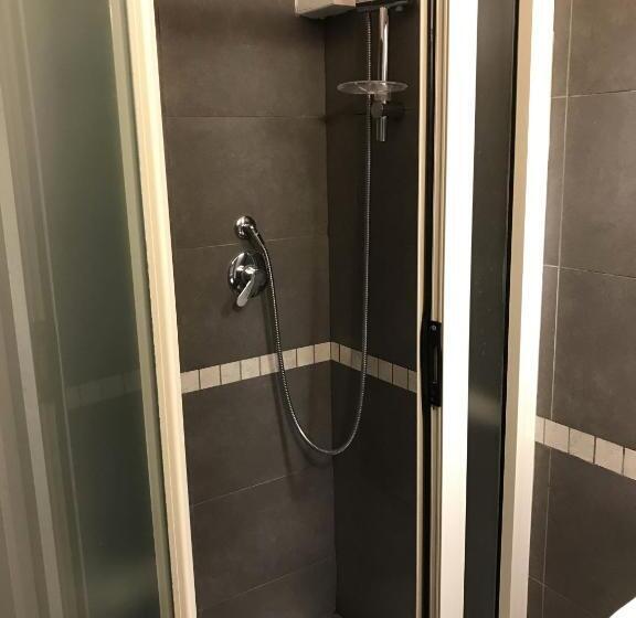 اتاق سوپریور چهار تخته, Sesta Strada