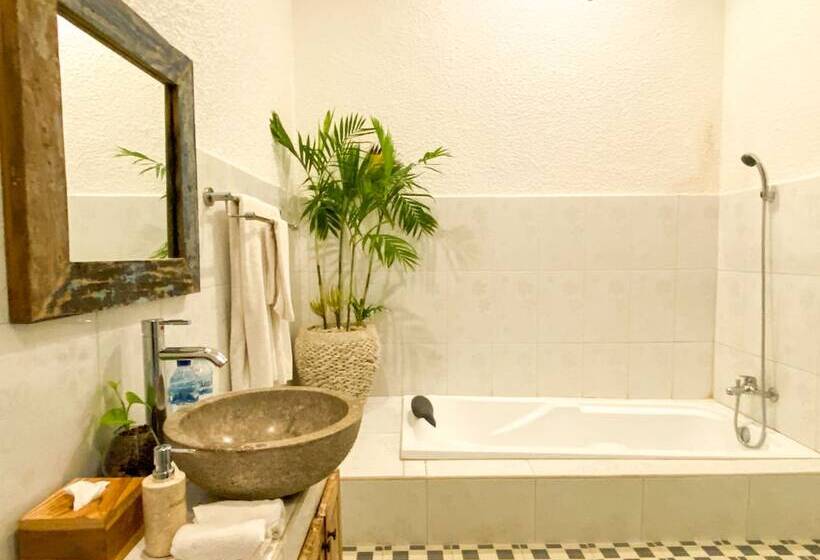 סוויטה משפחתית, Abian Taksu Suite & Villas