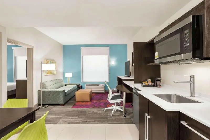 キングサイズベッドのスイートルーム, Home2 Suites By Hilton Ridley Park Philadelphia Airport South