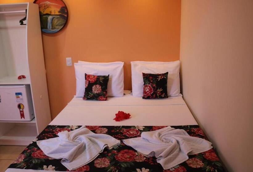 套房, Pousada Málaga