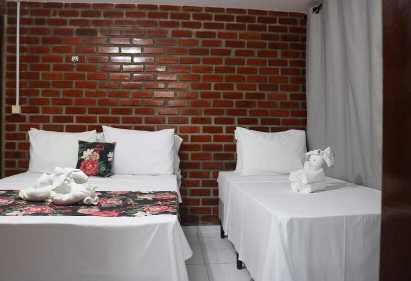 家庭套房, Pousada Málaga