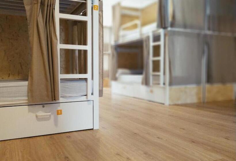 تختخواب در اتاق مشترک, Albergue Nacama Hostel Pontevedra Exclusivo Peregrinos Pilgrims