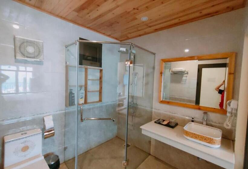 اتاق لوکس با تخت بزرگ, Sapa Retreat Condotel