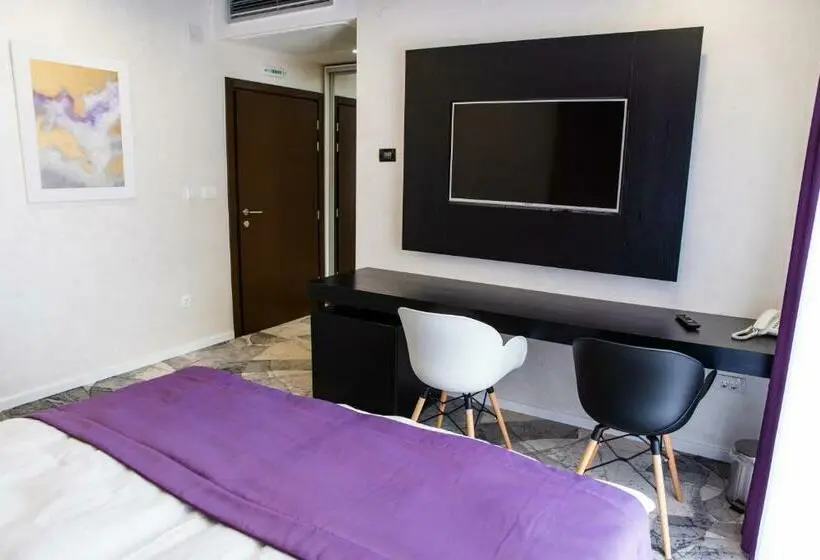 اتاق استاندارد, Biss
